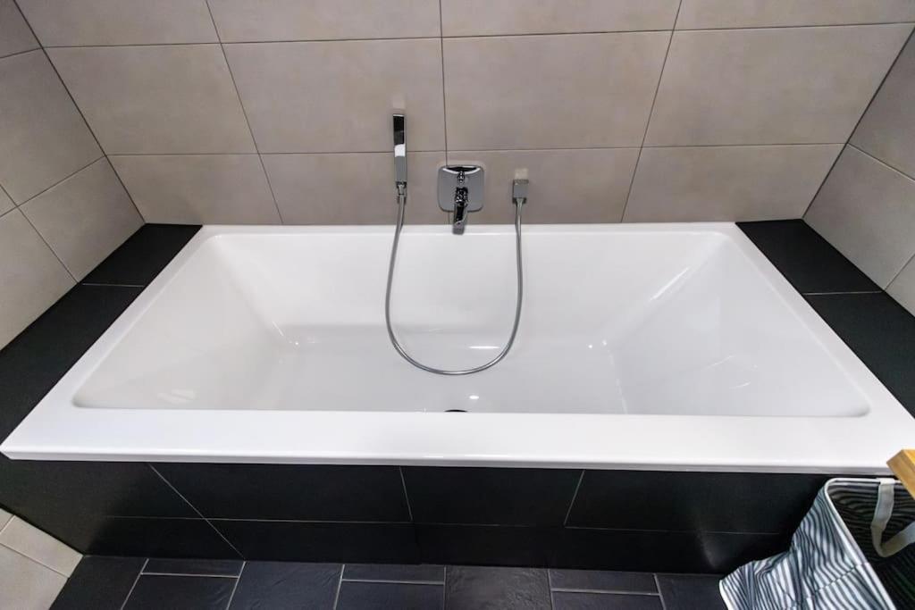Apartment Suedschleife - App. 3 - Direkt Am Ring *